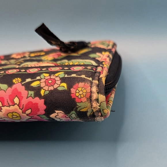 Vera Bradley Turnlock Wallet in Petal Paisley Pattern. - Picture 6 of 7